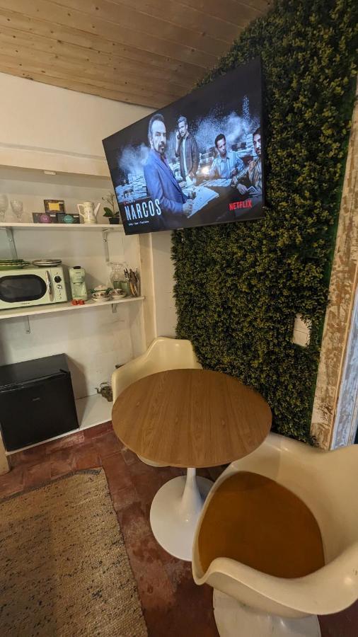Tiny Smart Home, Private Garden & Outside Jacuzzi. Center Sintra! Luaran gambar